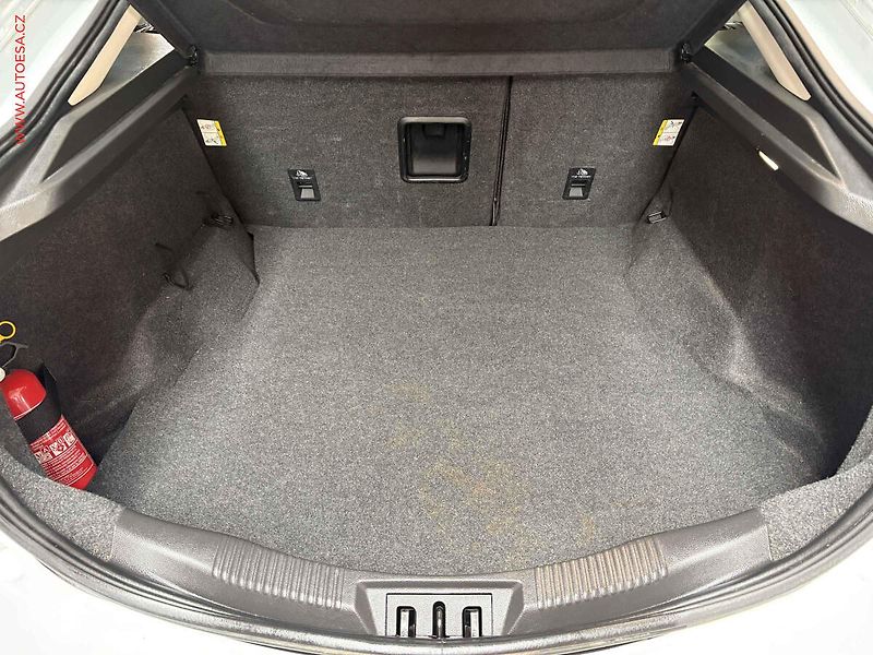 Ford Mondeo (2019) 1.5T, 2.maj,ČR, LED, výhřev - fotka 7 z 17