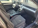Volkswagen Passat (2022) 1.5 TSI DSG, ZÁRUKA - náhled 22