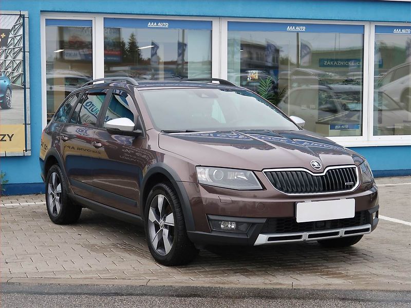 Škoda Octavia (2014) Scout 2.0 TDI, 4X4, Automat - fotografie inzerátu