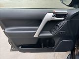 Toyota Land Cruiser 2,8 D4-D AT6 Executive NAVI - náhled 15