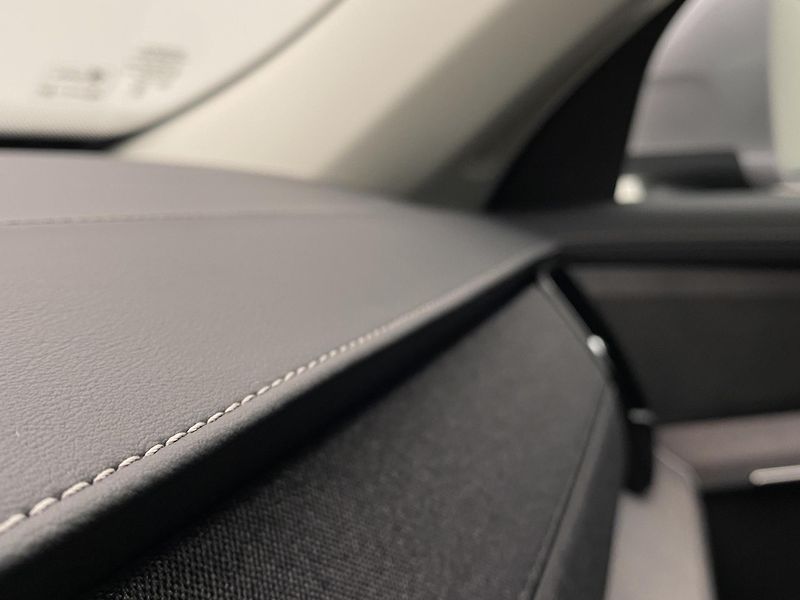 Volvo XC90 (2026) B5 AWD AUT BRIGHT PLUS 7míst - fotka 36 z 73