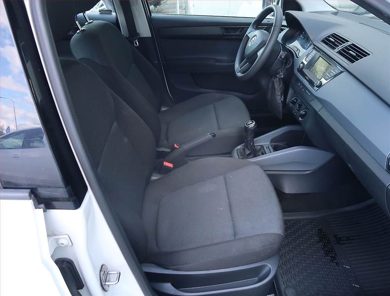 Škoda Fabia (2016) 1.4 TDI - fotka 9 z 14