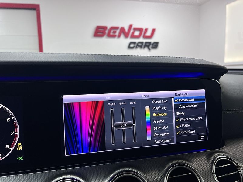 Mercedes-Benz Třídy E E 450, 270 kW, 4Matic, AMG - fotka 40 z 50