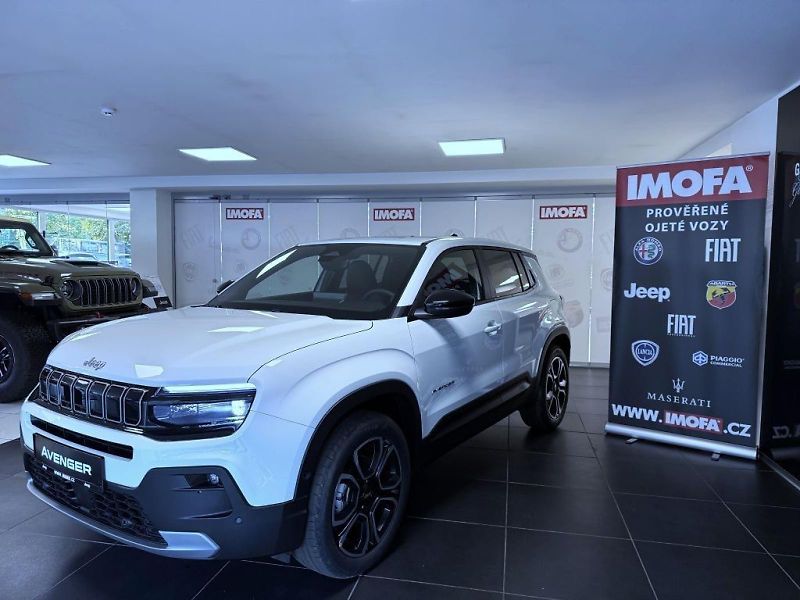 Jeep Avenger (2026) 1.2 T e-Hybrid AT 110k Summit - fotka 3 z 19