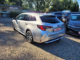 Toyota Corolla 1,8 HSD,executive,výhřev,navi - náhled 4