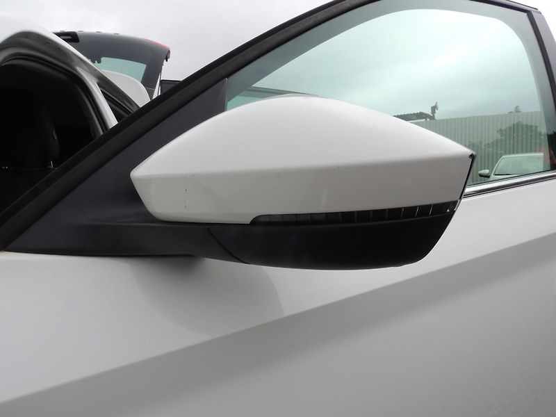 Škoda Scala (2020) 1.0TSi,85kw,Style,full LED,ČR - fotka 33 z 38