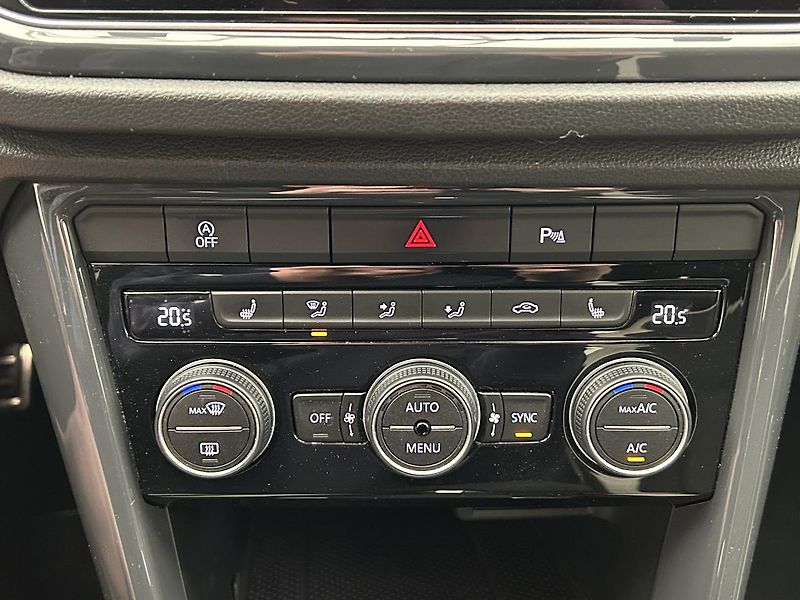 Volkswagen T-Roc 2.0 TSI 4x4 Highline - fotka 15 z 25