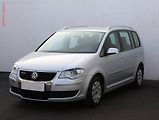 Volkswagen Touran (2010) 1.4TSi, 2.maj,ČR - náhled 2