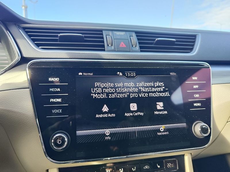 Škoda Superb 2.0 TDI/147kW Style DSG 4x4 - fotka 19 z 34