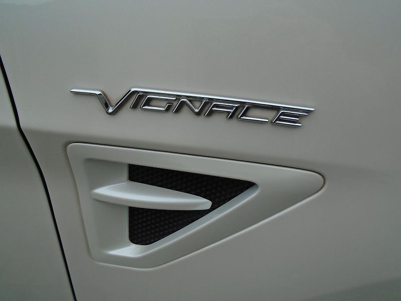 Ford S-MAX 2.0EcoBlue 140kW AWD Vignale A - fotka 37 z 49