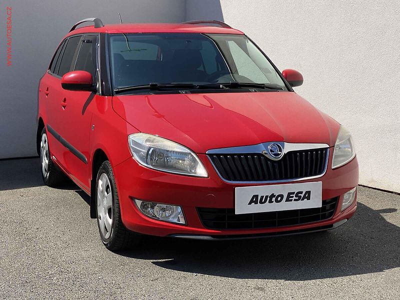Škoda Fabia (2010) 1.2 TSi, Ambiente, AC - fotografie inzerátu