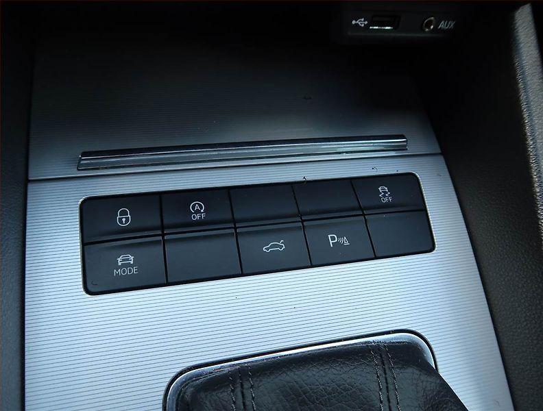 Škoda Octavia (2015) 2.0 TDI, 4X4, Automat, Kůže - fotka 24 z 26