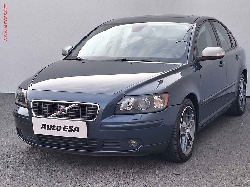 Volvo S40 (2007) 2.5 T5, 1.maj, Bixen, navi - fotka 3 z 17