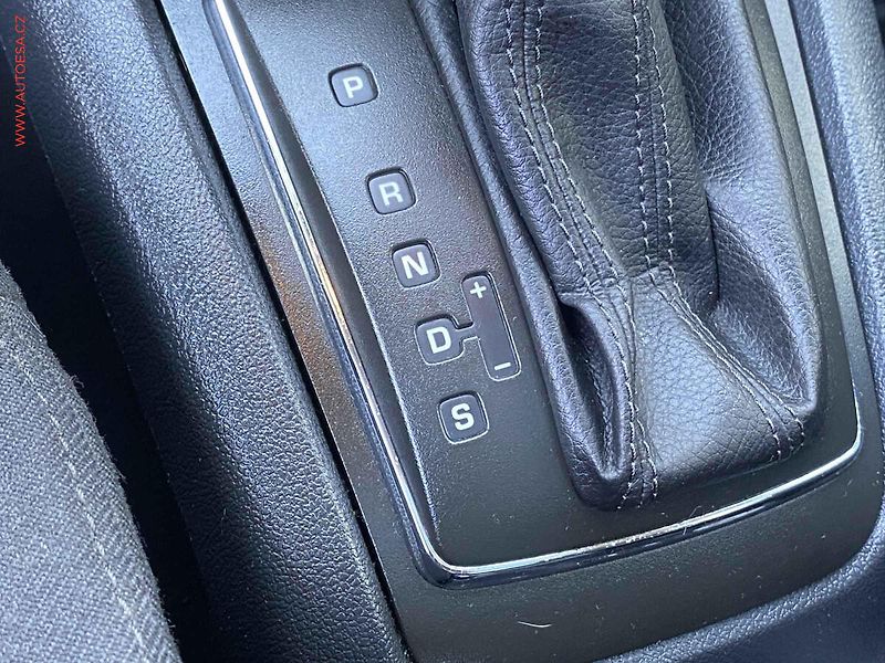 Škoda Yeti (2015) 1.2 TSi Outdoor, DSG - fotka 13 z 17