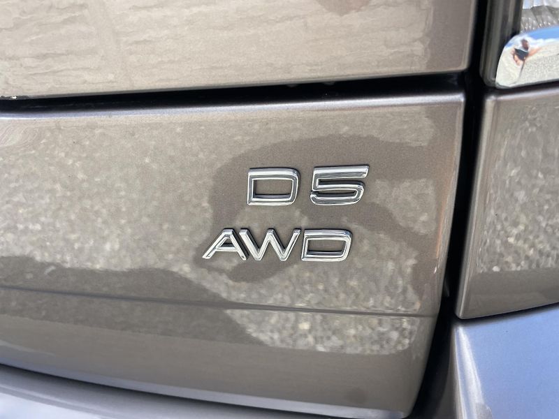 Volvo XC90 2.5TDi D5 200PS AWD R-DESIGN!! - fotka 42 z 180