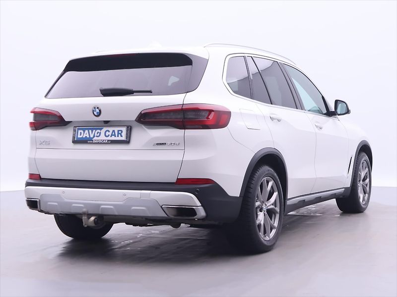 BMW X5 3,0 210kW XDrive30d CZ DPH - fotka 7 z 42