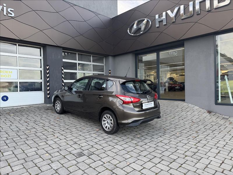 Nissan Pulsar 1,2 DIG-T Acenta - fotka 14 z 16