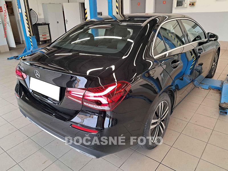 Mercedes-Benz Třídy A (2022) 1.3i, ČR, AT, navi, LED - fotka 2 z 3