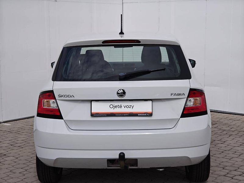 Škoda Fabia Ambition Green tec 1,2TSI - fotka 20 z 21