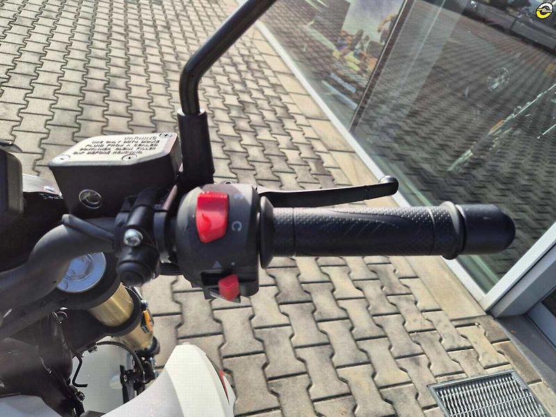 Keeway RKF 125i (2025) VÝPRODEJ EURO5 - fotka 14 z 17