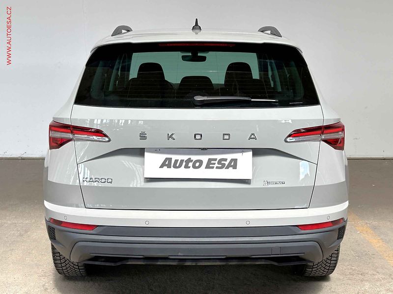 Škoda Karoq (2022) 1.5 TSi, 1.maj,ČR, Style - fotka 5 z 17