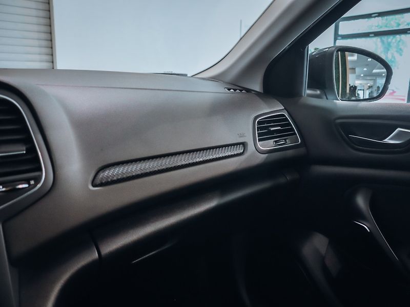 Renault Mégane 1.3Tce Limited 103kW - fotka 15 z 25