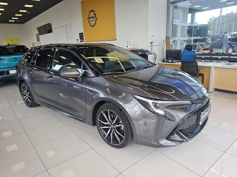 Toyota Corolla 2.0HEV 112KW GR Sport 2024 - fotka 2 z 13