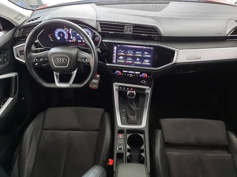 Audi Q3 (2022) Sportback S line 1.5 TFSI (110 - fotka 5 z 23