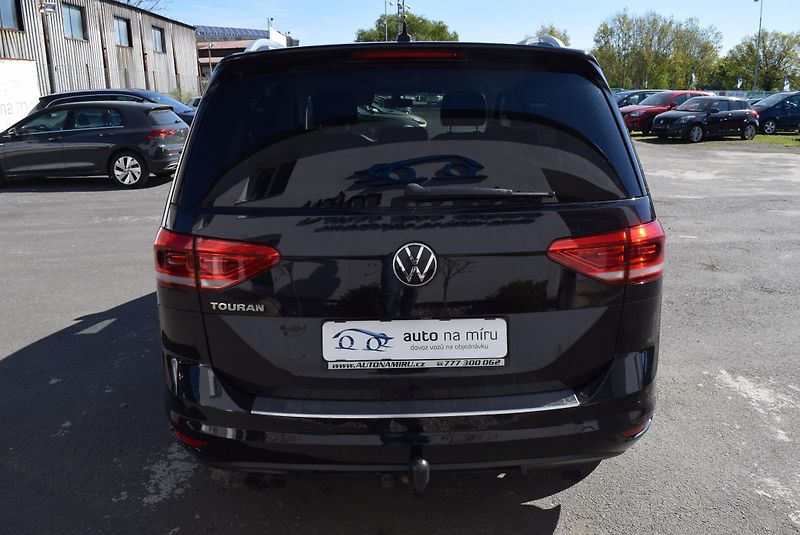 Volkswagen Touran (2021) 2.0TDI 110kw DSG 7MÍST HIGHLIN - fotka 9 z 50