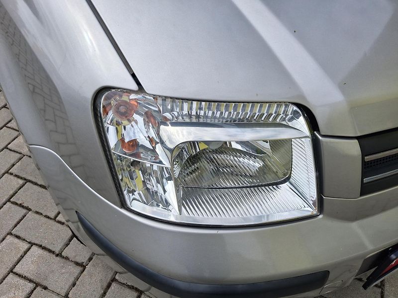 Fiat Panda (2003) 1,2i 44kw SERVISKA NOVÁ STK - fotka 9 z 29