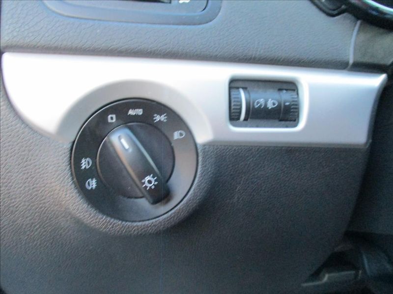 Škoda Yeti 1,2 TSI, serviska, aut. klima, - fotka 24 z 37