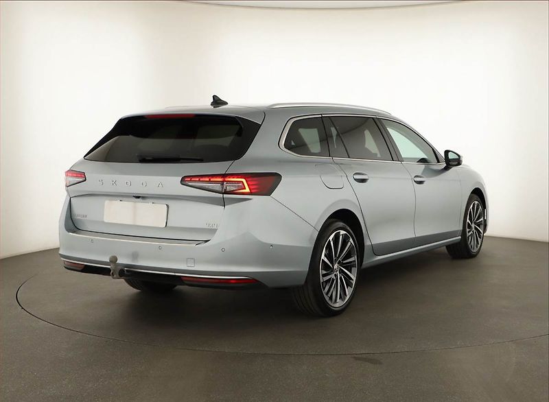 Škoda Superb (2024) 2.0 TDI - fotka 5 z 20