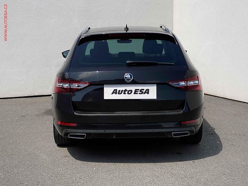 Škoda Superb (2017) 2.0 TDi, Style, kamera - fotka 5 z 17