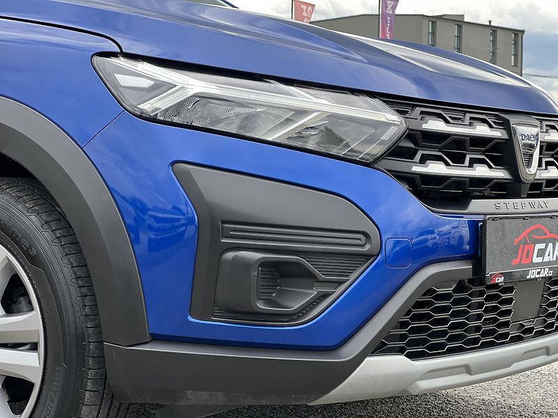 Dacia Sandero Stepway 1.0TCe LPG ČR 1.MAJ. - fotka 37 z 43