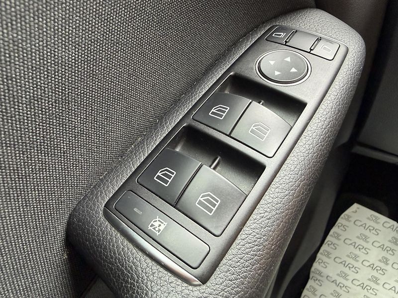 Mercedes-Benz Třídy B 200 CDI NAVI XENONY 2X KOLA - fotka 14 z 36