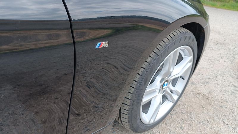 BMW Řada 3 320d MPaket 2,0D B47 Automat - fotka 7 z 20