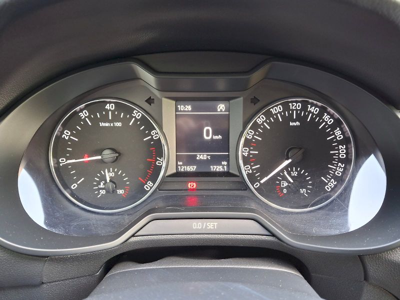 Škoda Octavia (2016) Ambition Plus 1,0TSi 85kW - fotka 16 z 31