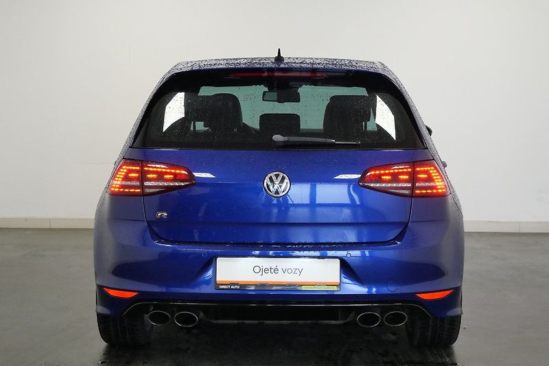 Volkswagen Golf - fotka 6 z 22