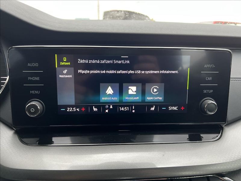 Škoda Octavia 2,0 TDI 85kW Ambition Combi - fotka 28 z 30