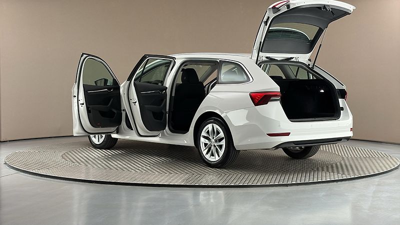 Škoda Octavia 1.5 TSI Style Combi - fotka 7 z 26