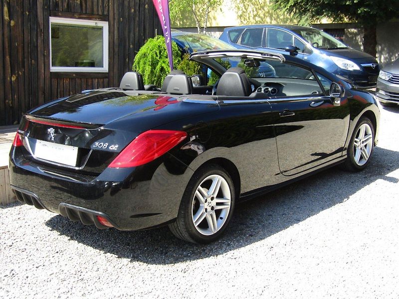 Peugeot 308 (2010) CC 1.6 HDI 82kW - fotka 11 z 30