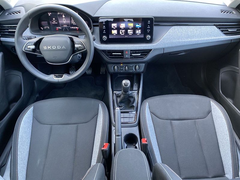 Škoda Scala (2025) 1.0 TSI Selection - fotka 5 z 31