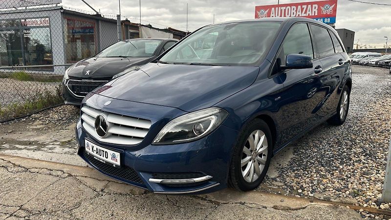 Mercedes-Benz Třídy B (2011) B200i 115kW *ALU*Kůže*PDC* - fotka 1 z 22