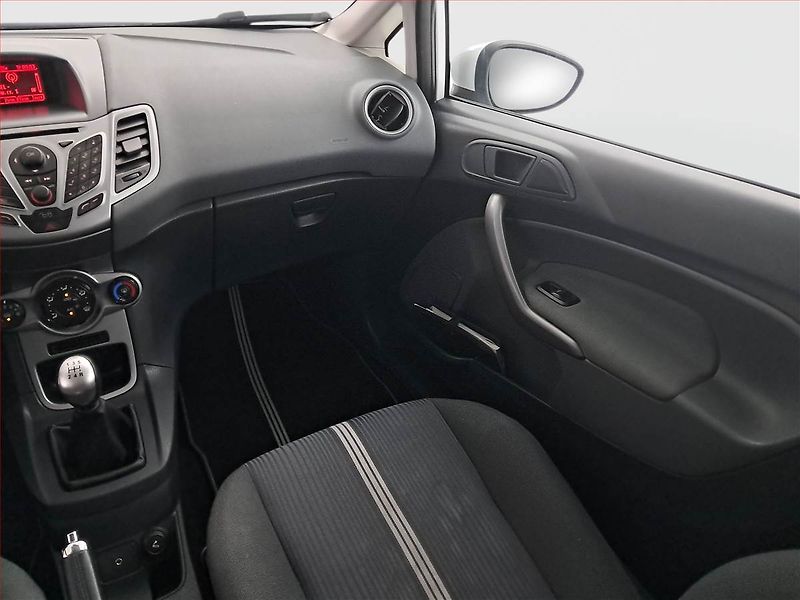 Ford Fiesta (2011) Comfort 1.25, Park. senzory - fotka 8 z 17