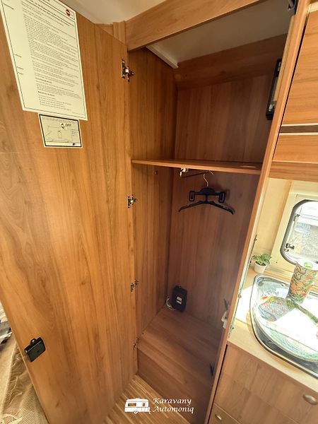 Bürstner Ostatní (2007) Nexxo T660 Ford Markíza, Klíma - fotka 18 z 32