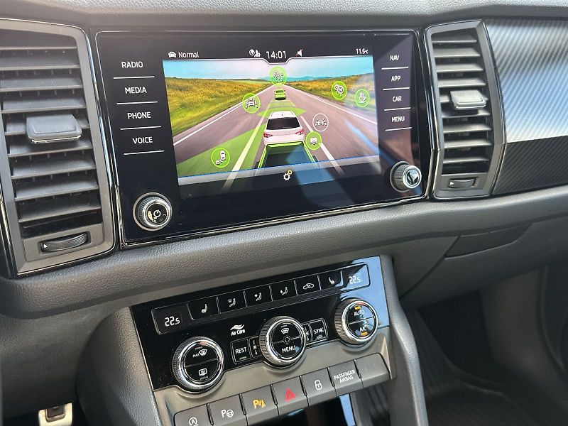 Škoda Kodiaq (2020) 2.0 TDI 4x4 DSG Sportline - fotka 22 z 35