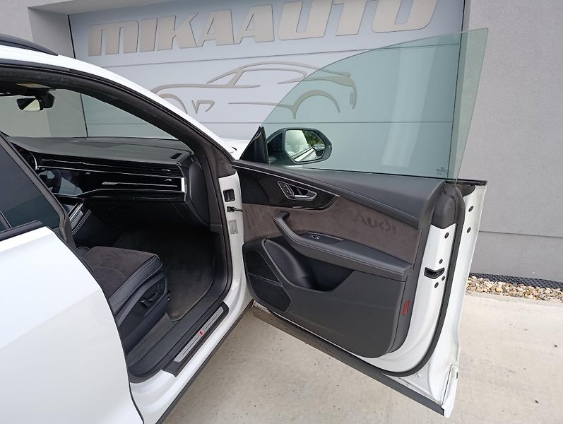 Audi Q8 50TDI S-LINE NIGHT ČR DPH - fotka 34 z 36