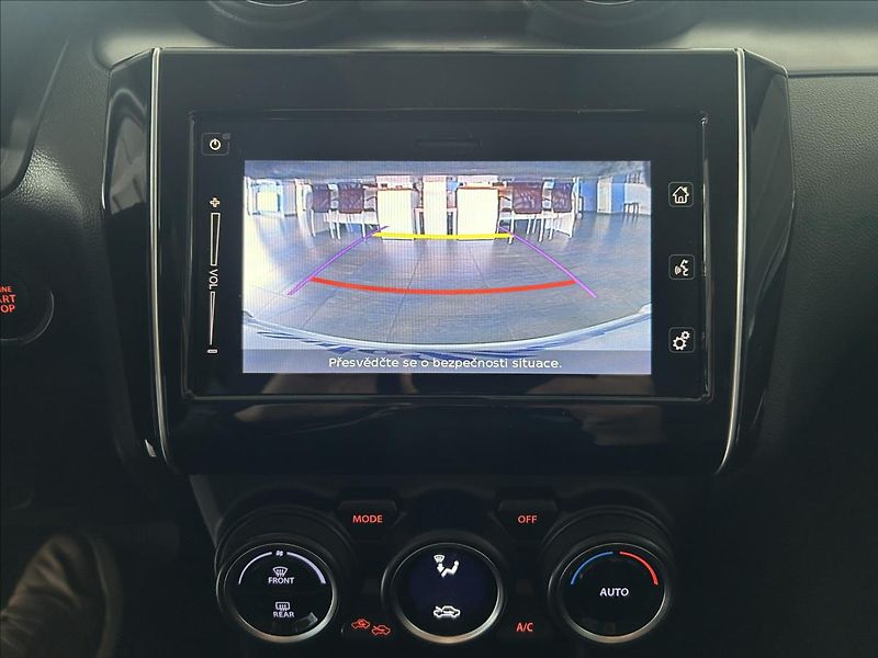 Suzuki Swift 1,2   HYBRID,AUTOMAT,1.MAJ,ČR - fotka 18 z 26