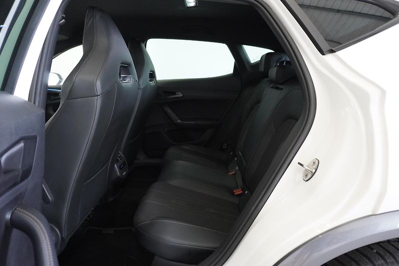 Cupra Formentor VZ 2.0 TSI 228kW 4x4 DSG - fotka 27 z 27