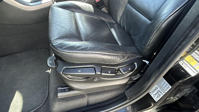 BMW X5 (2005) 3,0 D 4x4 - fotka 8 z 15